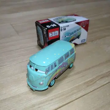 카즈 토미카, 필모어 (스탠다드 타입)