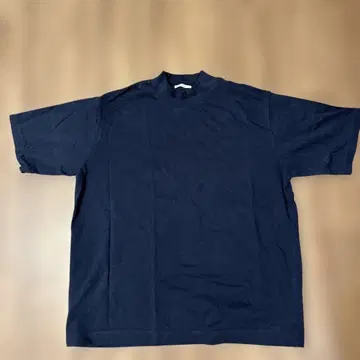 ATON 네이비 반팔 티셔츠