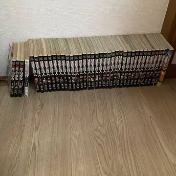 진격의 거인 1~34권  1권 진격! 거인 중학교 1, 3, 4권