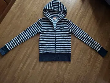 코코룰 후드 부착 손가락 구멍 부착 후드티