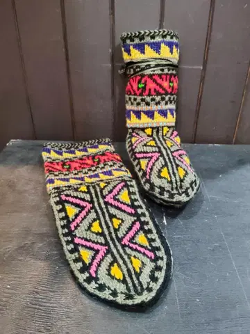 이란제 손뜨개질 룸 삭스 (롱) 아크릴 마스레이 마을 [1-16]