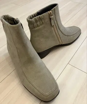 COULEUR VARIE 스티치 숏부츠 베이지 L