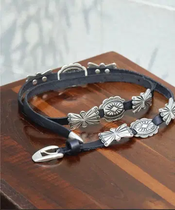 Puntovita 네이비 콘초 벨트 Whim Gazette