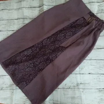 레이스 절개 보라색 타이트 스커트