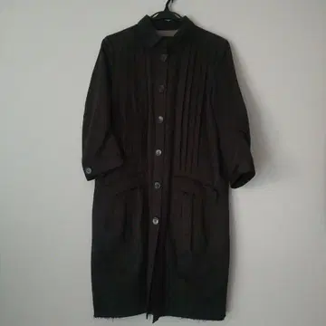 블랙 플리츠 코트