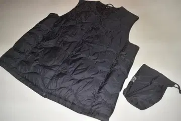 유니클로 울트라 라이트 다운 컴팩트 베스트 (퀼트) L