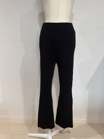 SLOBE IENA! 리브 블랙 플레어 팬츠