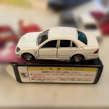 토미카 kraenze GELSIOR 화이트 2005년 제조