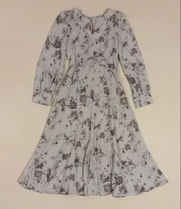 [새상품급] 꽃무늬 롱 원피스 스커트 긴팔