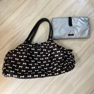 케이트 스페이드 리본 무늬 마더백 기저귀 시트 포함