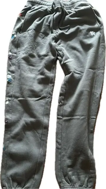 Youngla Sweatpants