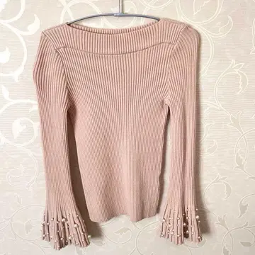 세존드파피용 스웨터 핑크 베이지 리브 플레어 슬리브 펄