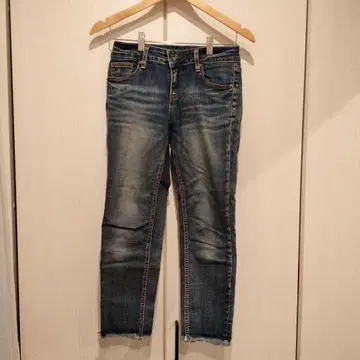 QC 스키니 데님 사이즈 M