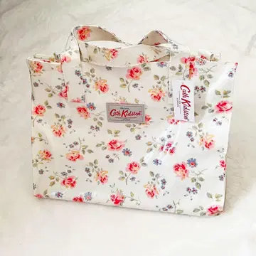 택 포함 새상품 캐스키드슨 귀여운 토트백 택 포함 BOX백