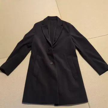 저널 스탠다드 블랙 체스터 코트 2 버튼