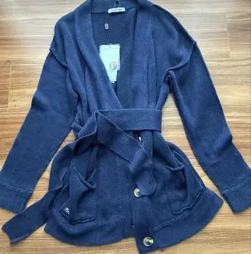 미착용 라코스테 가디건 네이비 36/M