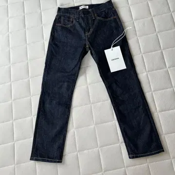 23구 타블로이드 게재 보이핏 팬츠 23구 데님