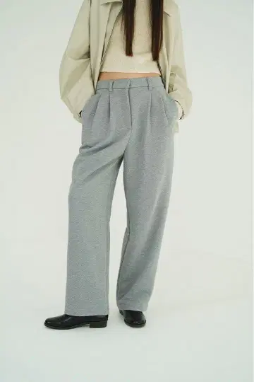 새상품급 CLANE TWO TUCK SWEAT PANTS 그레이