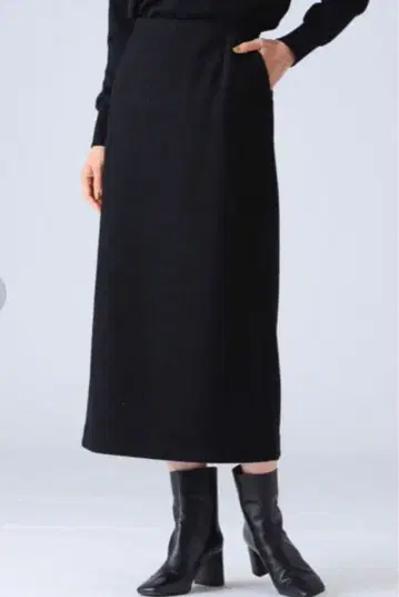 Demi-Luxe BEAMS AK+1 / 부클레 타이트 스커트