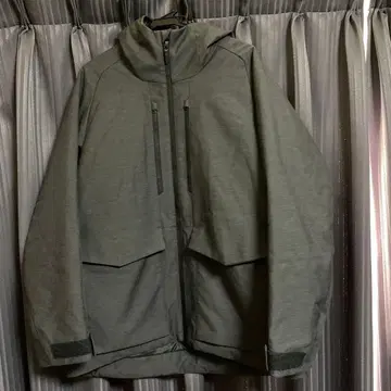 유니클로 하이브리드 다운 자켓