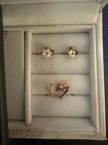 사만다 티아라 K10 후크 귀걸이 참 포함