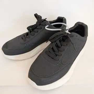 캘빈클라인 스니커즈 블랙 27.5cm 심플 무지 신발 남성용