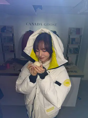 IVE 트레이딩 카드 제일복권 리즈 아크릴 스탠드 러버 참 미개봉 새상품