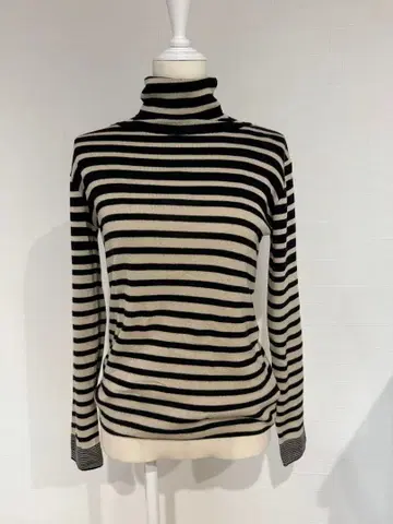 aima+saie! 스트라이프 터틀넥 긴팔 상의