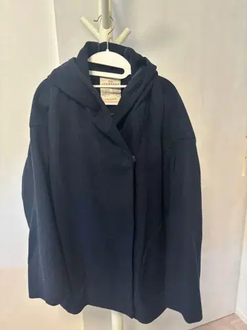 스튜디오 클립 네이비 후드 부착 코트