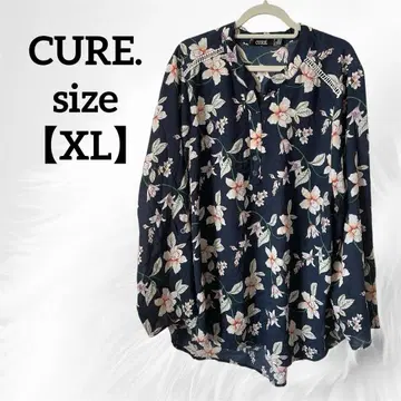 CURE. [ XL ] 네이비 꽃무늬 긴팔 셔츠