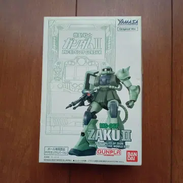 미사용 새상품 BANDAI MS-06F ZAKU II 건담 프라모델