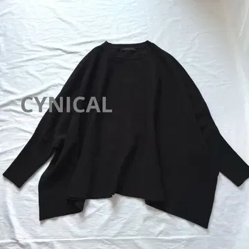 세탁 가능한 CYNICAL 돌먼 판초 니트 시니컬 와이드 실루엣 블랙