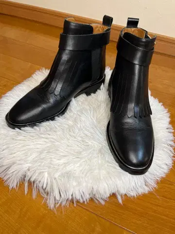 [ ZARAWOMAN ] 블랙 블랙 사이드 고어 부츠 프린지 벨트 36