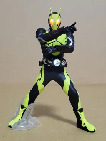 궁극의 루미너스 가면라이더 제로원