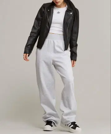 시착만 한 상품 adidas 아디다스 맨투맨 이지 팬츠 그레이