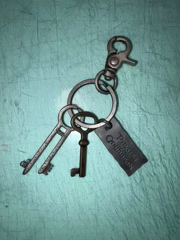 캐리비안의 해적 열쇠 키링 스트랩