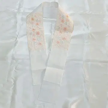 [ 마감 세일 ] 하카마 장식용 깃 장식용 깃 자수 화이트 베이스 벚꽃