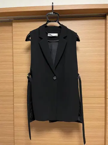 ZARA 블랙 슬리브리스 자켓 S 베스트 베스트