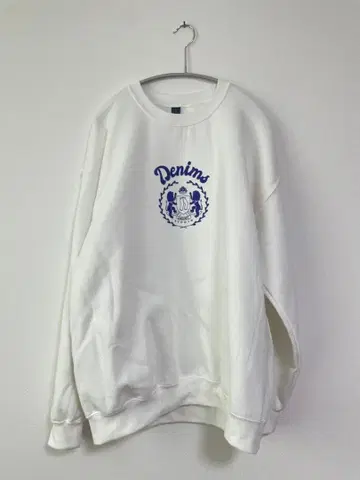 DENIMS 굿즈 맨투맨