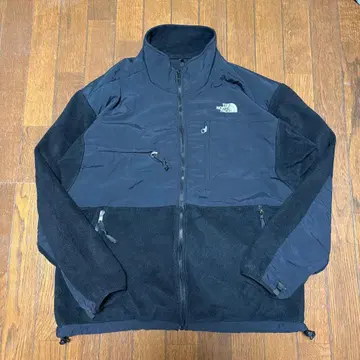 더 노스페이스 플리스