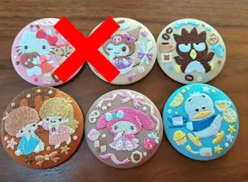 산리오 자수 캔 배지 세트 4개 세트