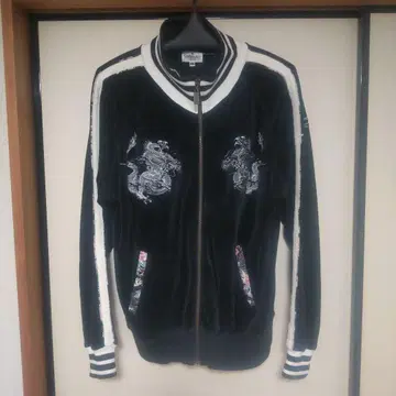 카라쿠리타마시 블랙 스카잔 XL