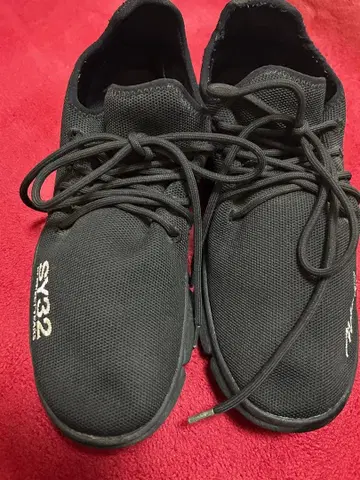 SY32 MATN AVENIR 블랙 스니커즈