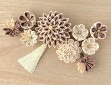 일본 의류 머리 장식 꽃 모티브 태슬 포함