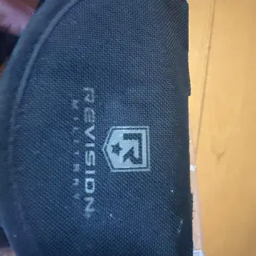 Revision Military 아이웨어 교환 렌즈 포함