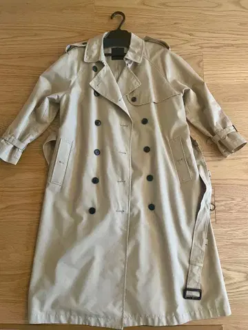 노크 바이 더 라인 트렌치코트 오버 사이즈