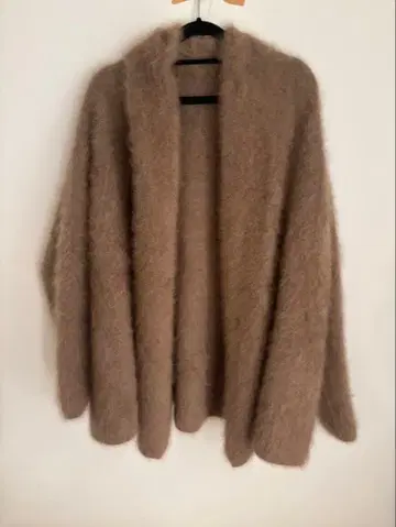 NOBLE 베이지 퍼 니트 가디건