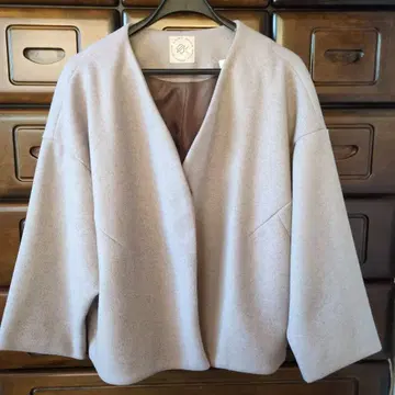 as know as 베이지 노카라 자켓