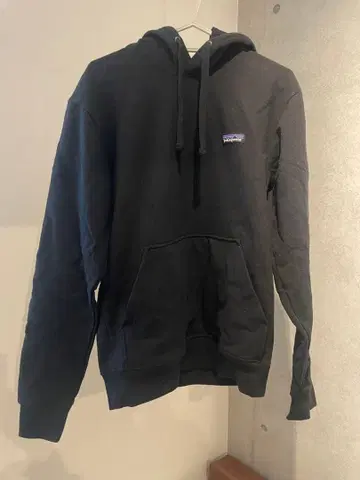 Patagonia 블랙 후드티 남성용 xs