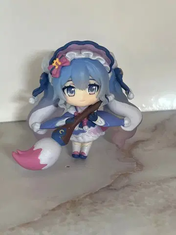 받침대 없음 유키 미쿠